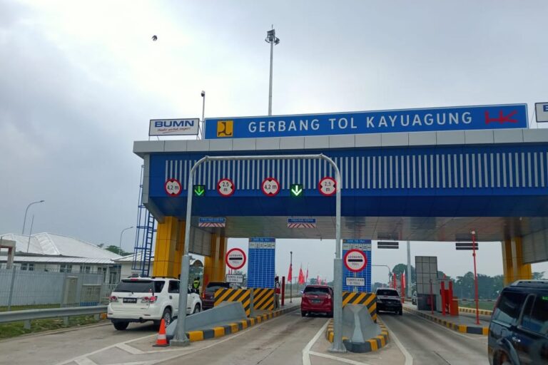 Tol Kayuagung-Palembang.