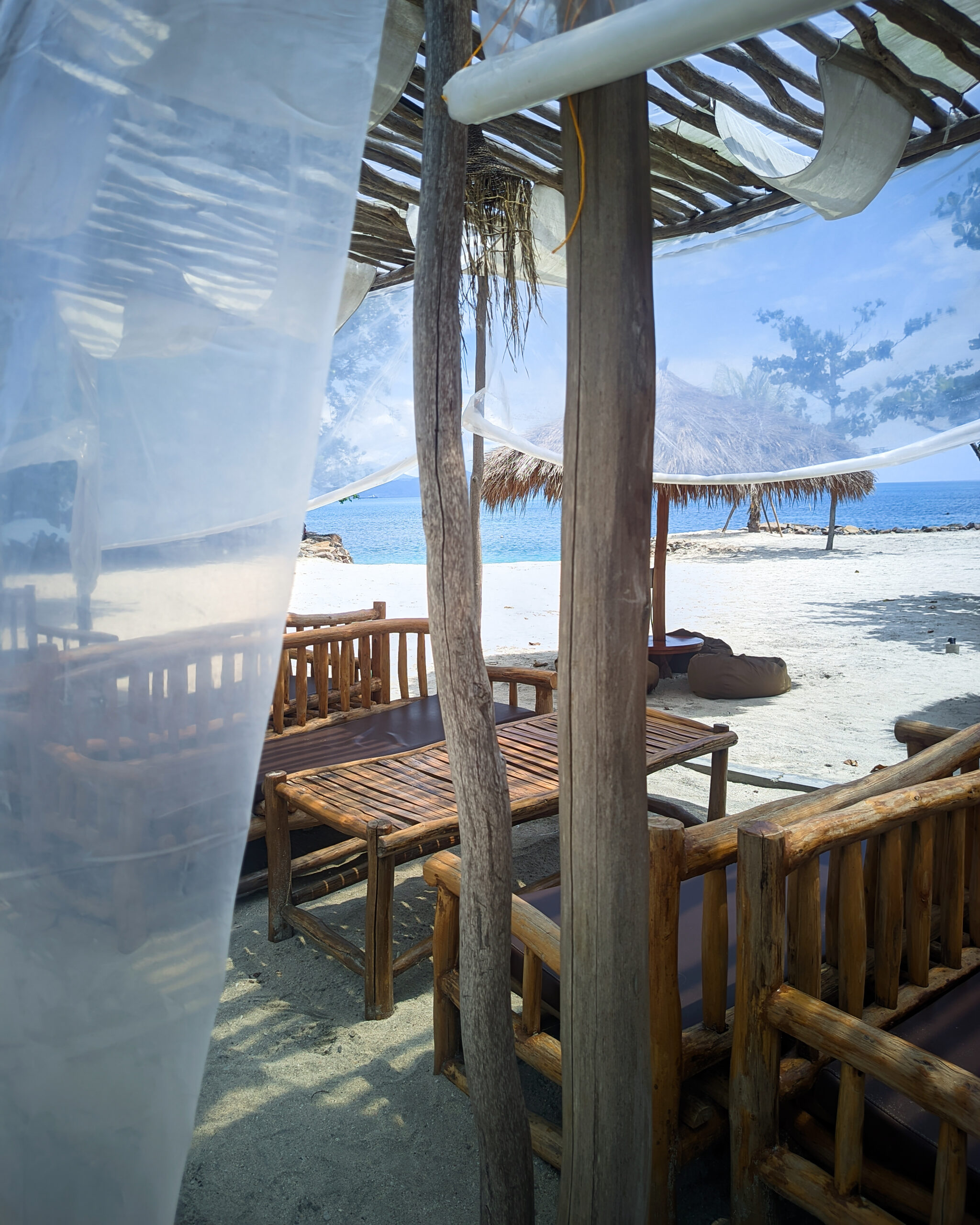 Pantai Setigi Heni vibes pantai di pulau Bali