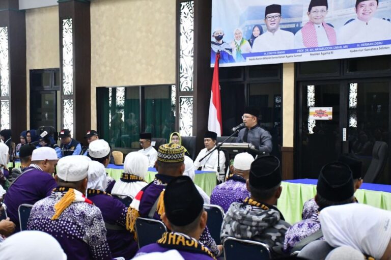 Jemaah Calon Haji (JCH) Embarkasi Palembang saat di Asrama Haji. (Foto: Kemenag Sumsel)