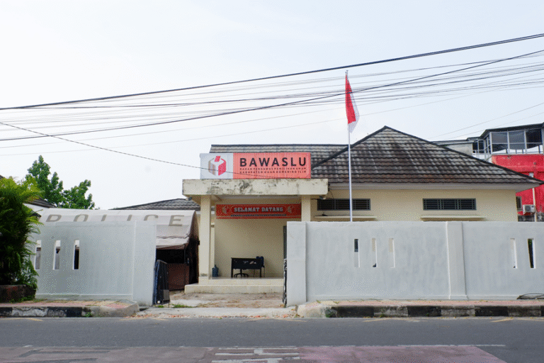 Kantor Bawaslu OKI.