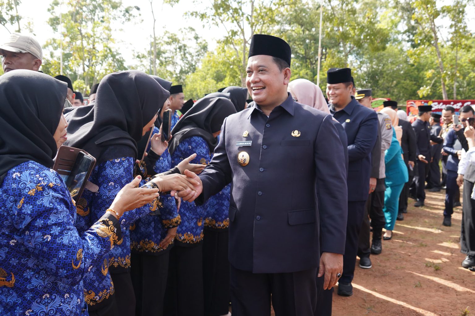 Bupati Askolani, usai melantik 4.552 ASN baru di Banyuasin.