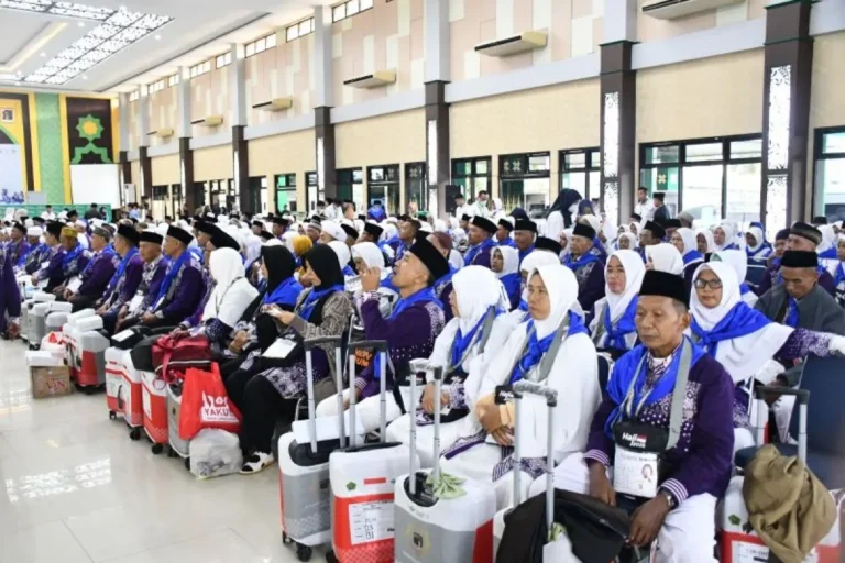 370 Jemaah Calon Haji (JCH) tiba di Asrama Haji.