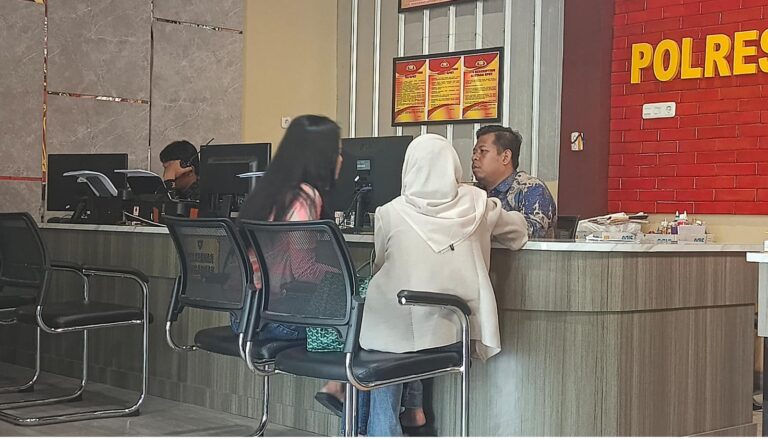 Korban KDRT melaporkan kasus yang menimpa dirinya ke Polrestabes Palembang.